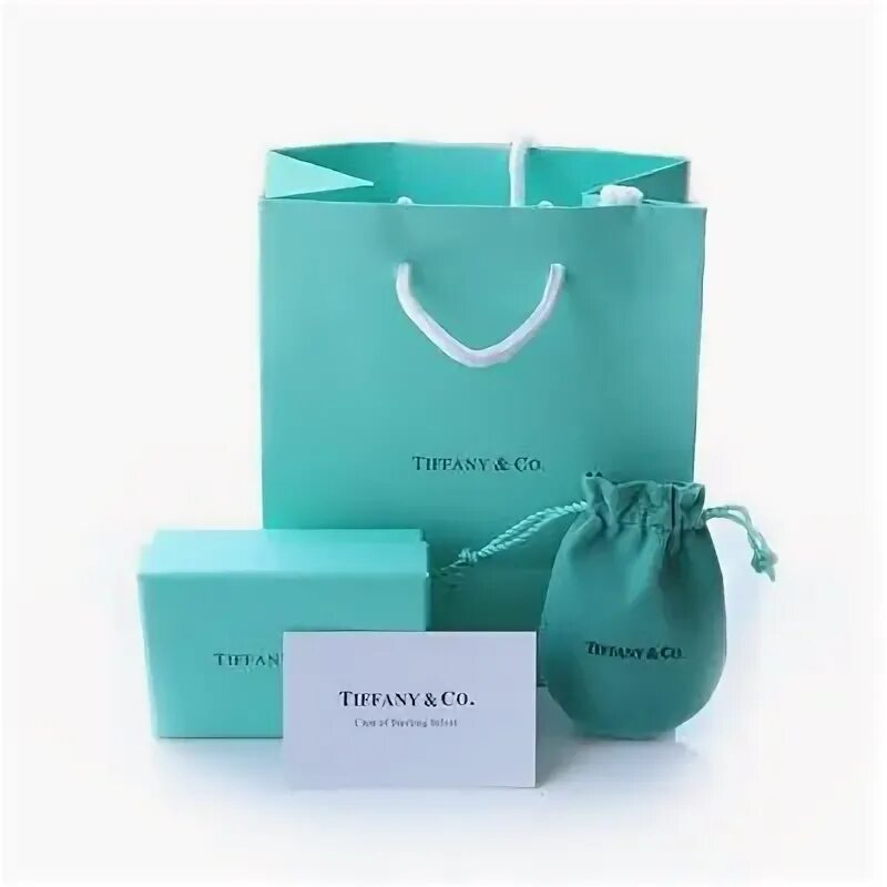 Тиффани русский сайт. Упаковка украшений Тиффани. Tiffany co коробка. Tiffany co упаковка. Подарочный пакет Тиффани.