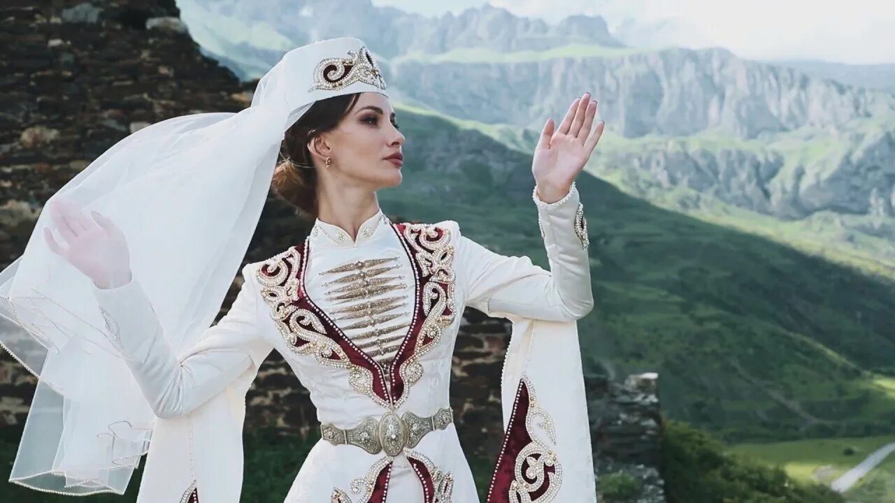 Красивая лезгинка