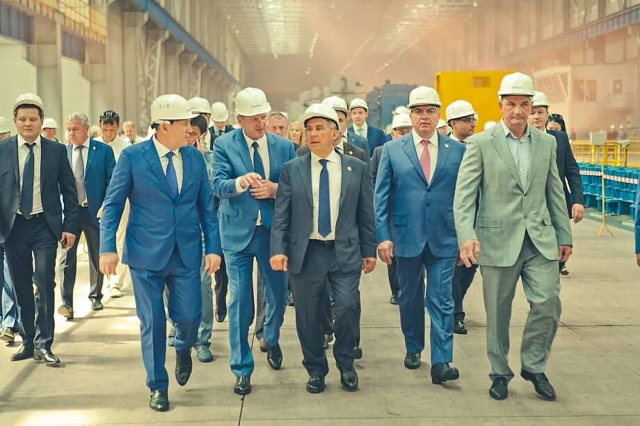 Шарифуллин челны тэмпо набережные. Ао камский металлургический комбинат тэмпо. Трубный завод набережные челны. Тэмпо челны шарифуллин. Вакансии тэмпо набережные.