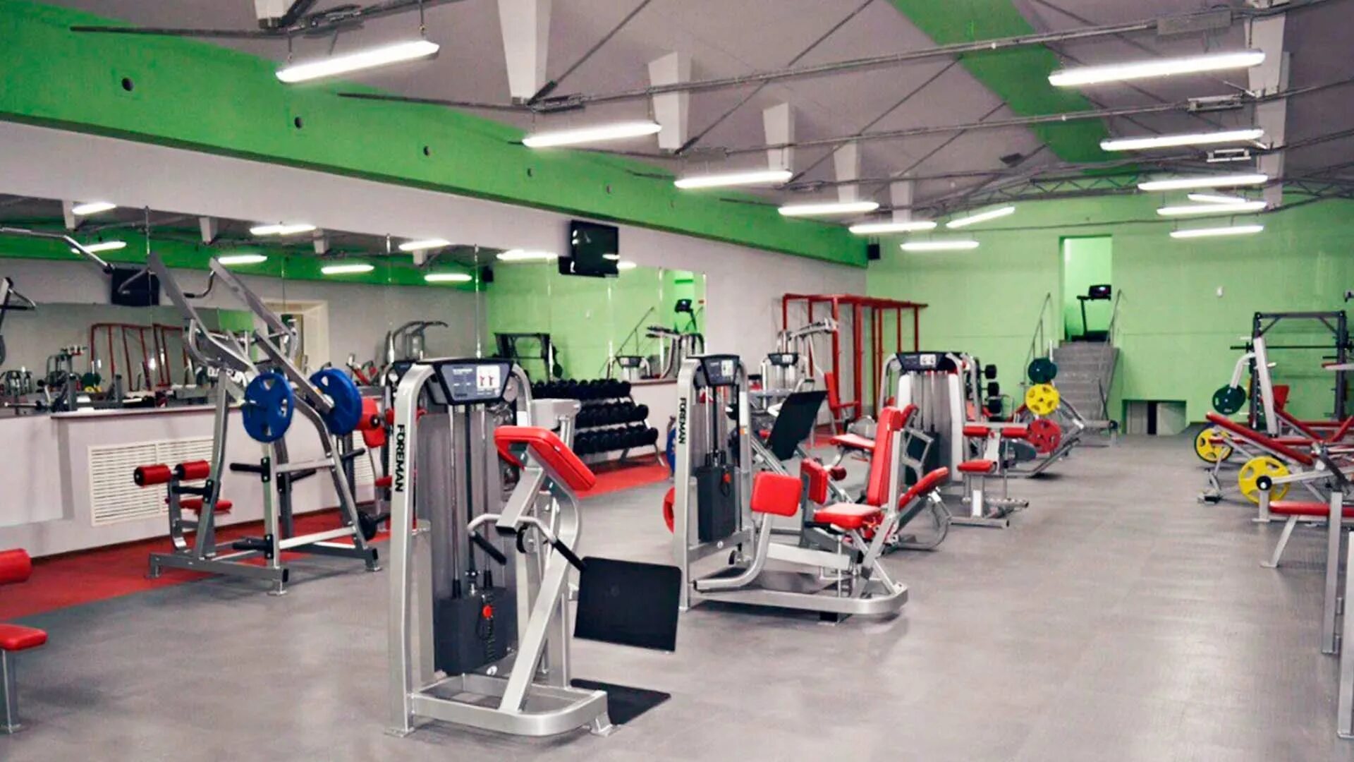 Спортзал череповец. Можайское шоссе 38 фитнес клуб. Фит студио. Фит студио брянск мельница. Фит студио можайка.