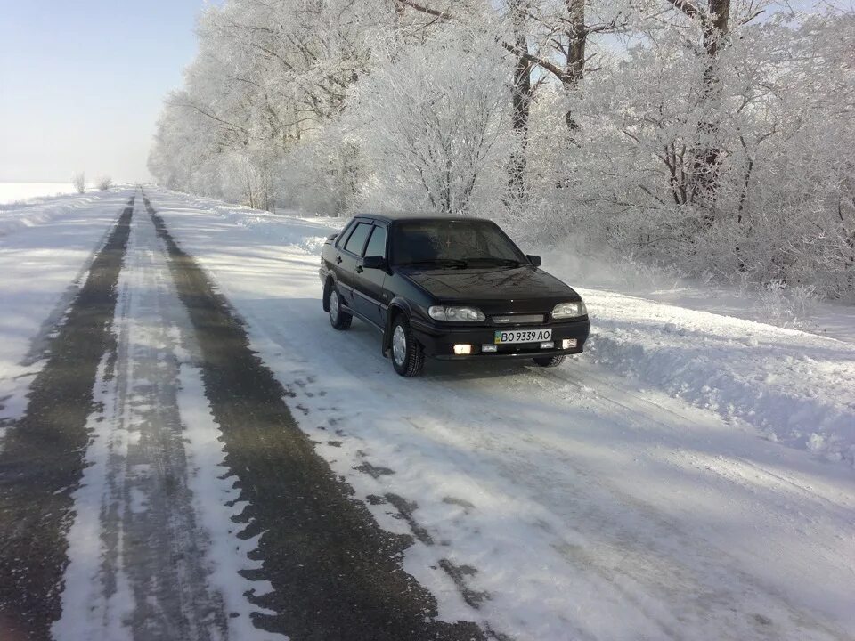 Российская зима. Ваз 2114 дрифт зимой. Ваз 2114 белая. Ваз 2114 грязная. Зимой 14 будет.