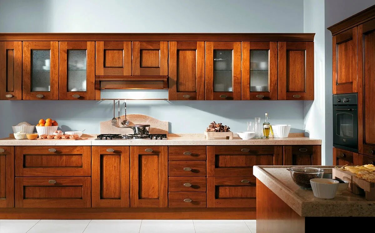 Фабрика мебели массив. Кухни Scavolini фасад дерево. Кухня натуральное дерево. Кухня из массива дерева. Дерево на фасаде.