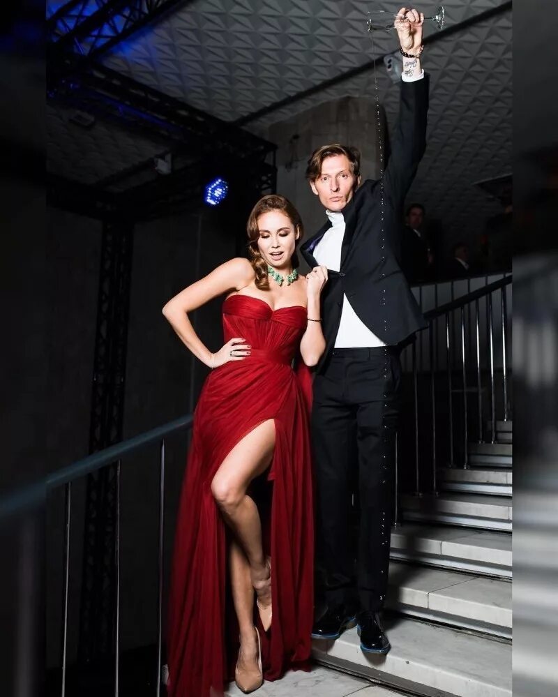 Дети павла воли и ляйсан утяшева. Сын ляйсан утяшевой и павла воли. Лейсан утяшева и павел воля. Ляйсан утяшеваутяшева дети. Дети павла воли и ляйсан.