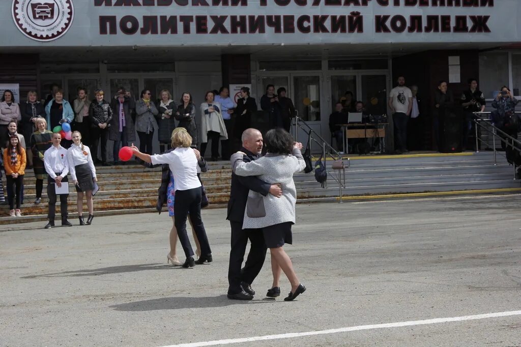 Виктор Шудегов посетил Ижевский политехнический колледж СПРАВЕДЛИВАЯ РОССИЯ - ЗА