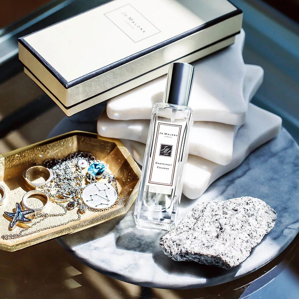 Парфюм и деньги. Micallef. Micallef watch духи. Micallef watch. Час духов.