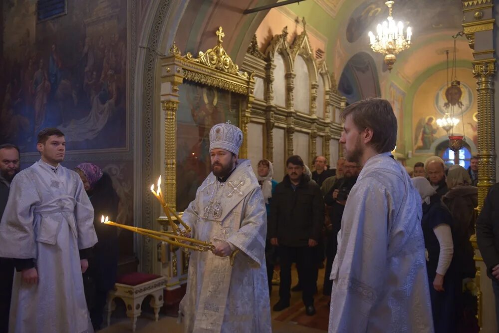 Клюев отпевание Воскресения Словущего. Церковь в Брюсовом переулке в Москве. Храм Словущего в Брюсовом переулке расписание богослужений. Воскресение словущего брюсов переулок расписание богослужений