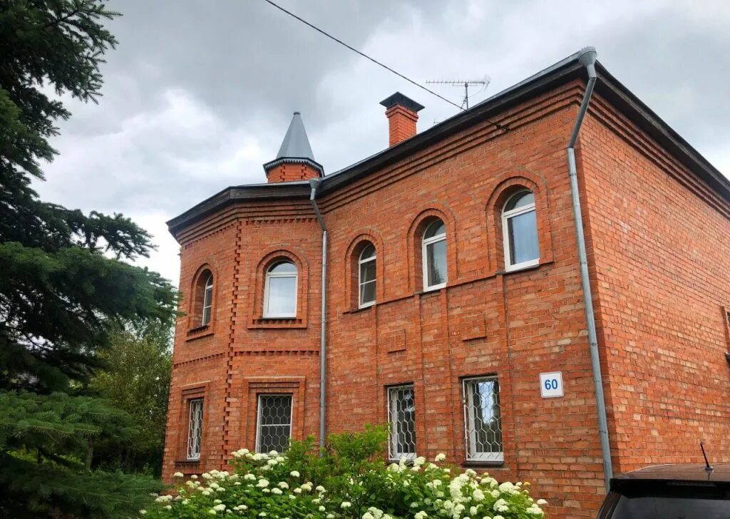 Дом в клину в черте города. Дурыманова 10 клин. улица дурыманова клин. дом на клинской. дом в клину.