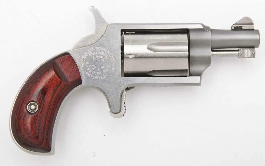 Naa 22 short. Мини 22. American customs revolvers. Револьвер naa 22lr. Мини револьвер норт американ армс.