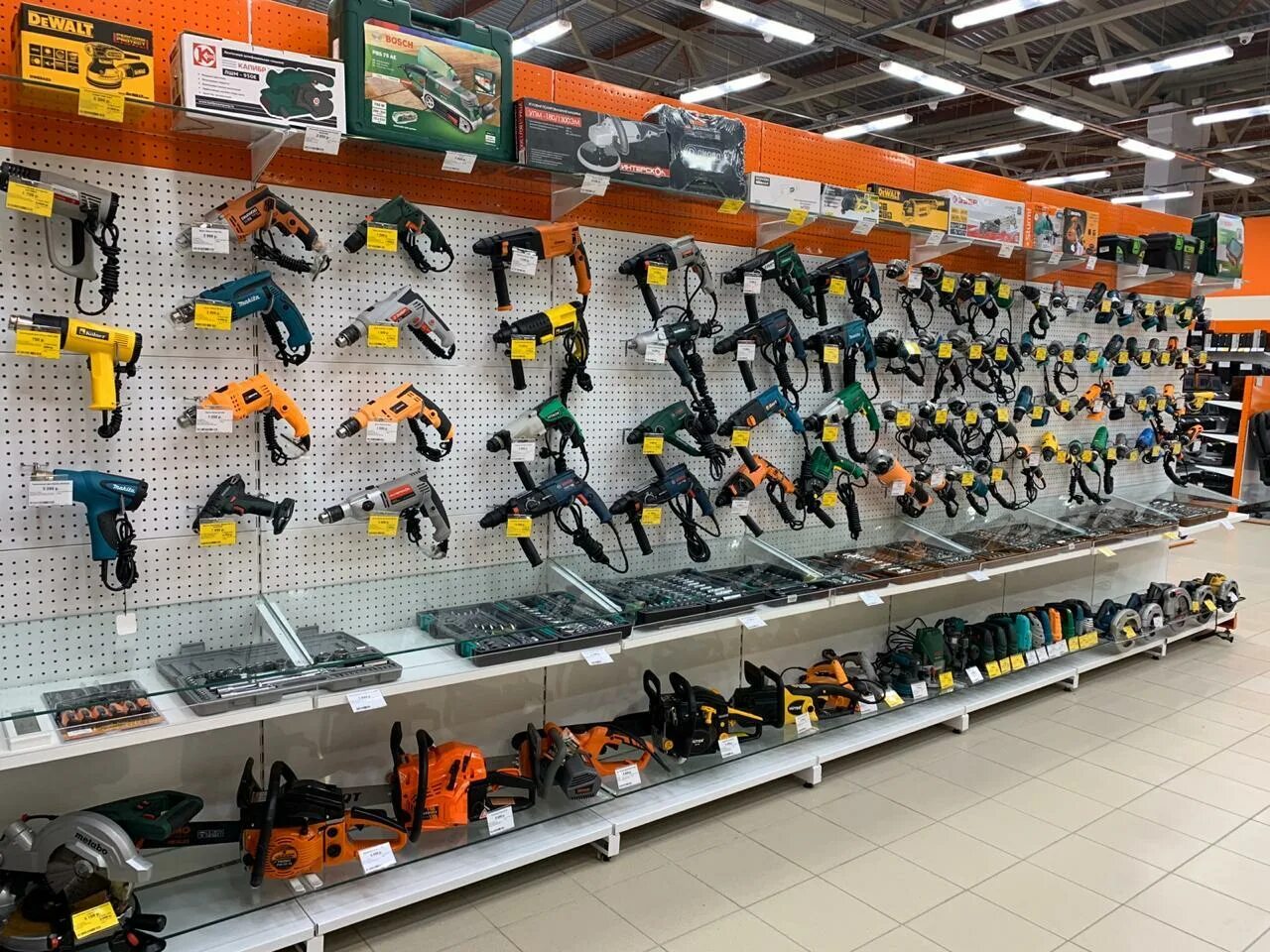 новоуральск магазины часов. тц комсомолец новоуральск. новоуральск магазины часов. магазин золотой новоуральск. новоуральск магазины часов.