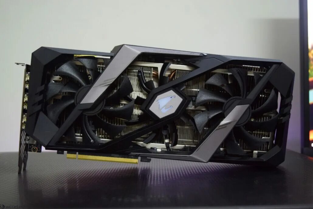 Aorus geforce rtx 4070 ti elite. Gigabyte AORUS rtx2080. RTX 2080 AORUS Xtreme. RTX 2080 ti AORUS. RTX 3080 ti Gigabyte AORUS.