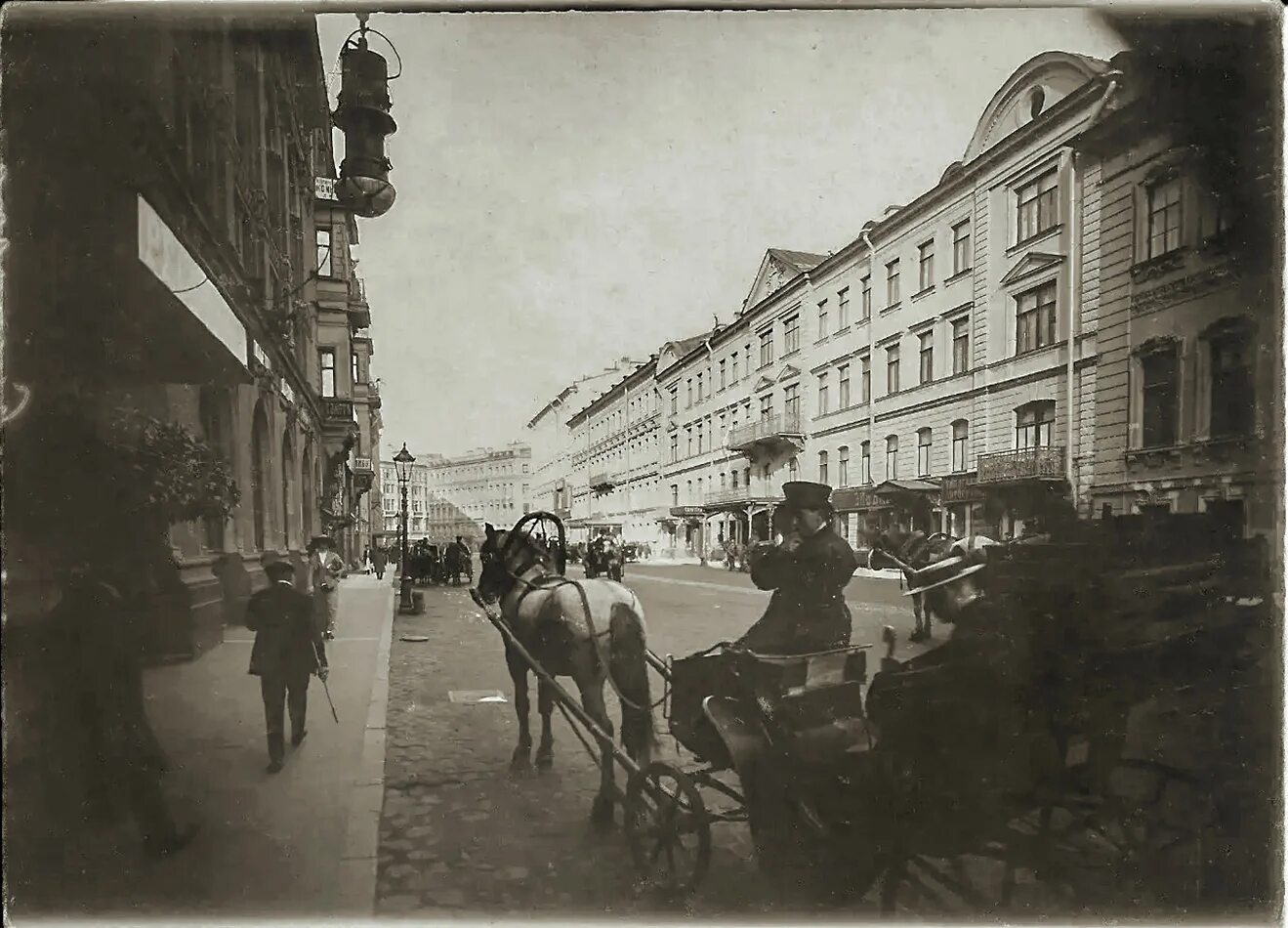 Дореволюционный санкт петербург. Петербург 1912. Фотография ул. Гороховая 19 века Санкт-Петербург. Улица Рубинштейна в 19 веке Петербурге.