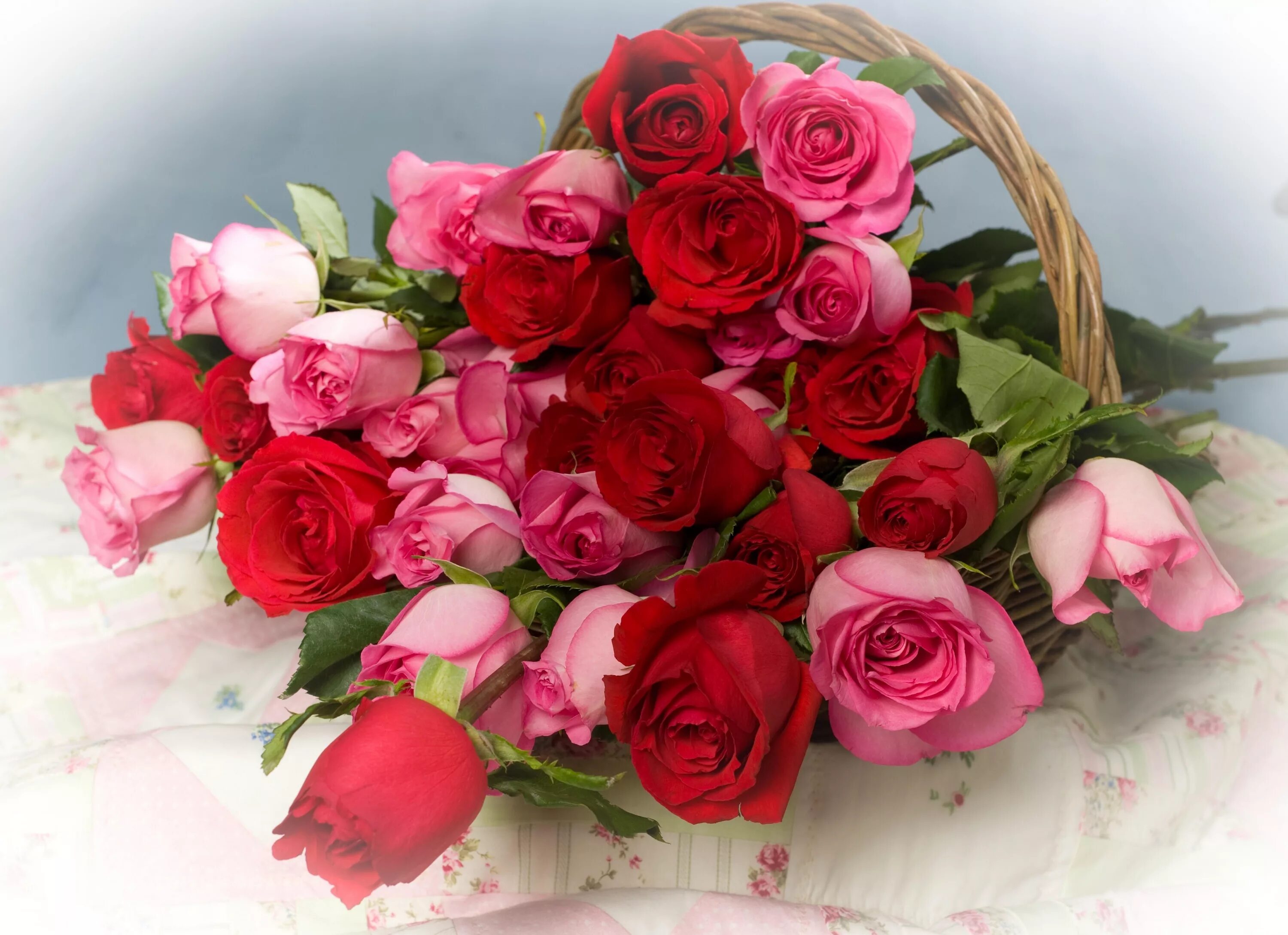 Шикарные цветы. Красивый букет цветов. Шикарный букет цветов. Красивый букет цветов с днем рождения. Со всей души поздравляю