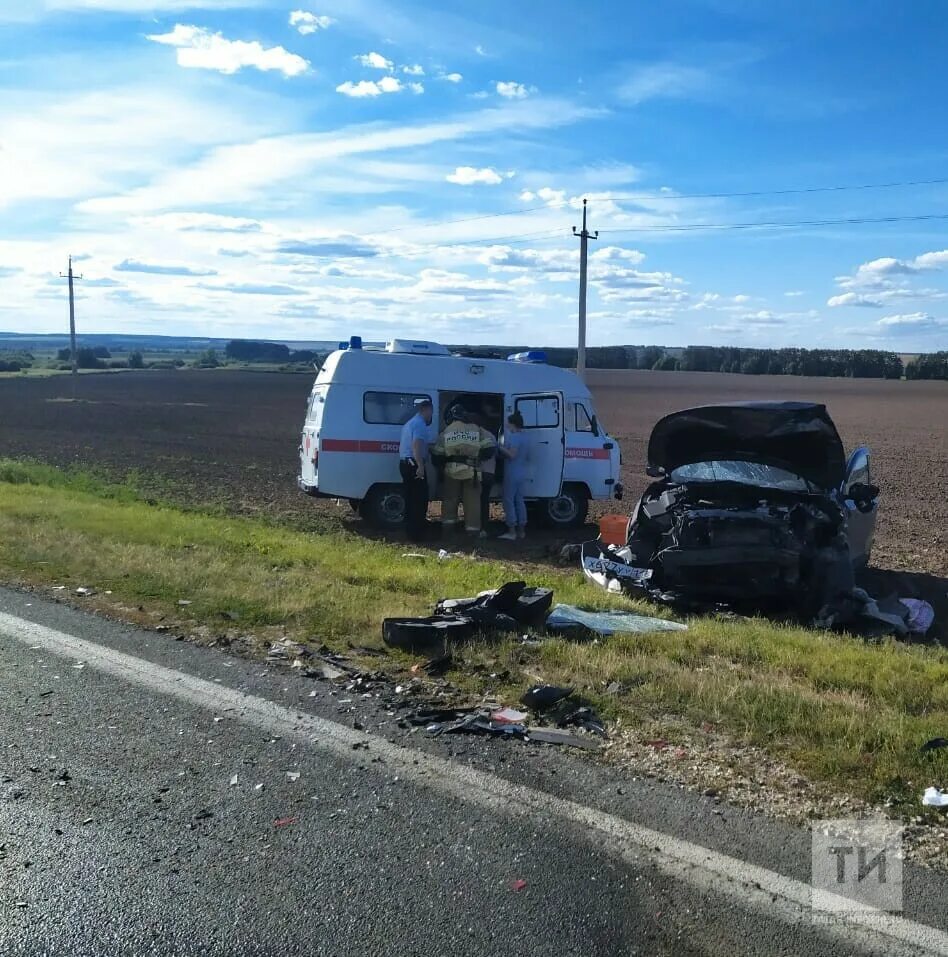 Чуть чуть казань. Сегодняшнюю аварию на трассе. Аварии на дорогах вчера.