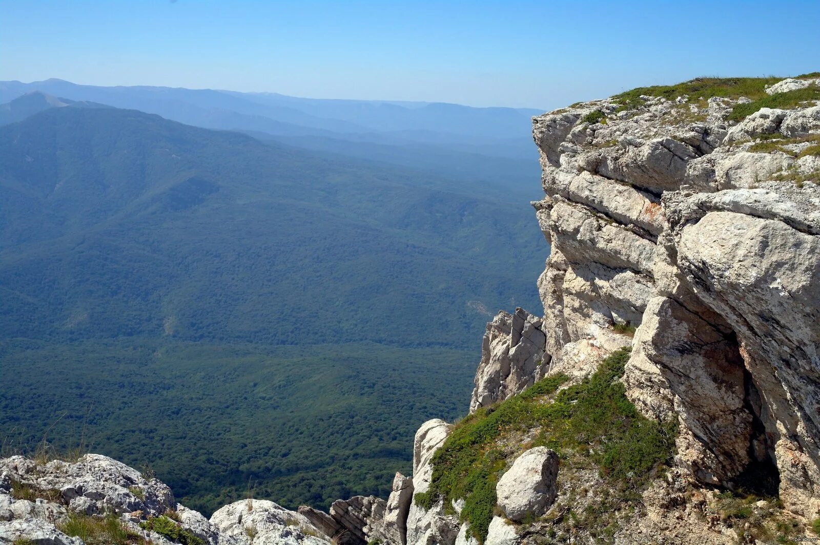 Чатыр даг симферополь. Чатыр даг гора в крыму. Чатыр даг симферополь. Гора чатыр даг перевод. Чатыр даг яйла.