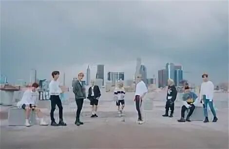 Stray kids give me your tmi han. Stray kids tmt. Перевод песни tmt stray kids. Stray kids tmt. Stray kids tmt.