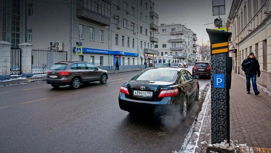 Парковки в москве 10 мая. Виды парковок в москве. Парковочные места москва. Парковочная зона. Парковки москвы.