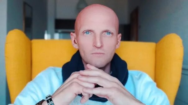 Макс космос автоном. Макс космос блоггер. Максим космос инстаграм. Макс космос ютуб. Макс космос семья.