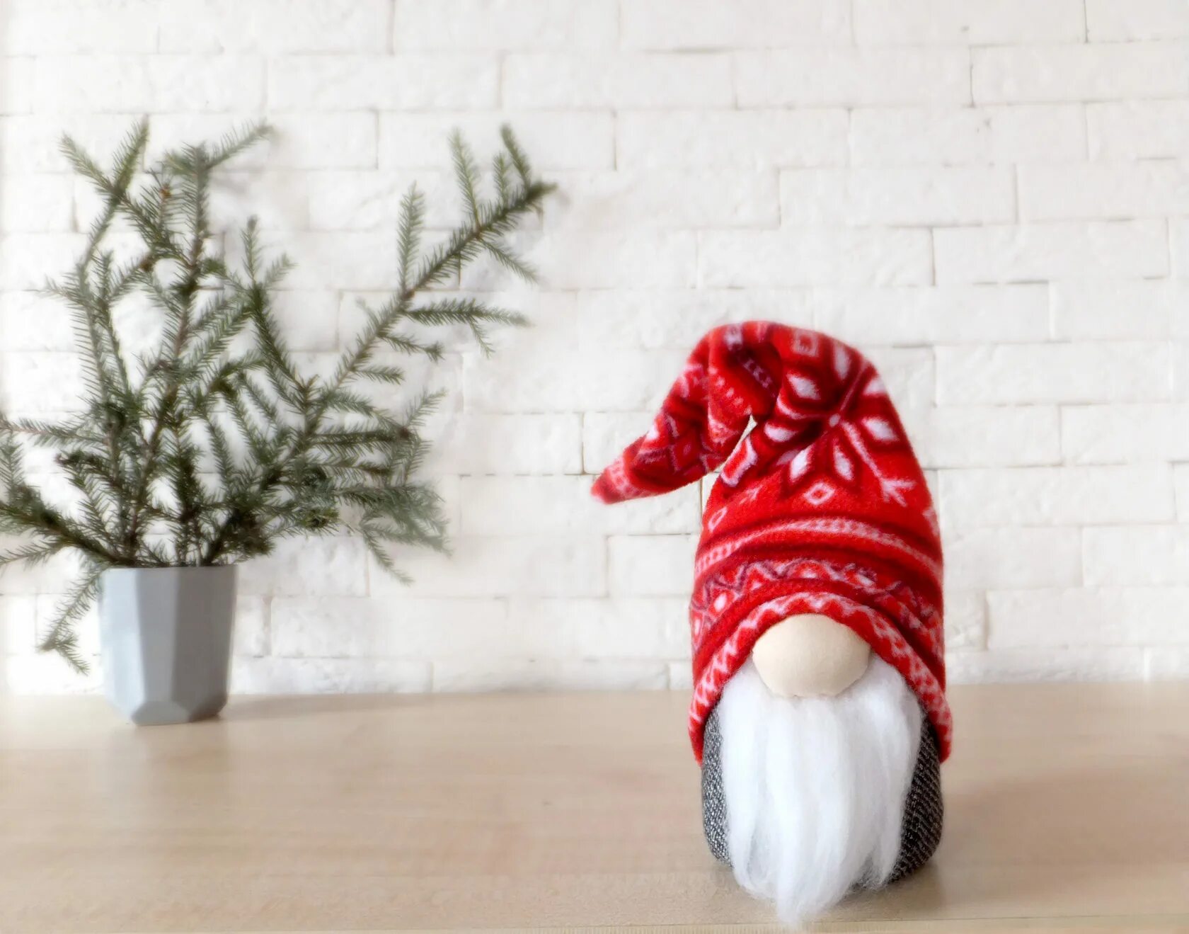 скандинавский гном без шитья своими руками. шьем гнома. мк скандинавский гном пошагово. новогодние гномики из мешковины. поделки скандинавские гномы.