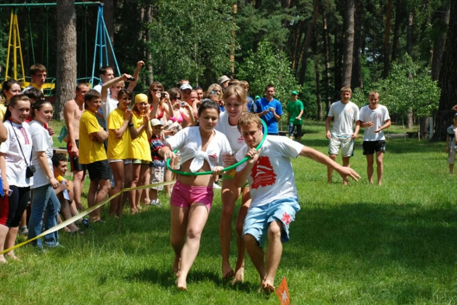 Рабочий дол. Спортивные мероприятия в лагере. Спортивный праздник. Спортивные соревнования для детей. Спортивные мероприятия в детском лагере.