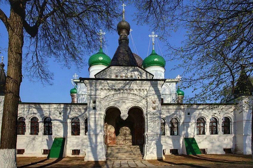 Феодоровский монастырь переславль залесский. Собор феодора стратилата переславль залесский. федоровский монастырь переславль зеленский. феодоровский женский монастырь в переславле-залесском.