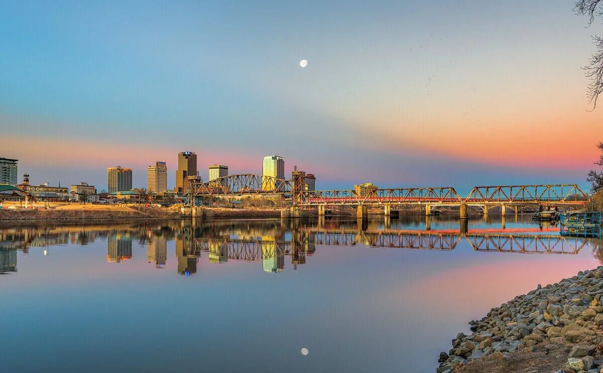 Арканзас штат сша. Ar little rock. Downtown lil. Группа lil pep. Арканзас пейзажи.
