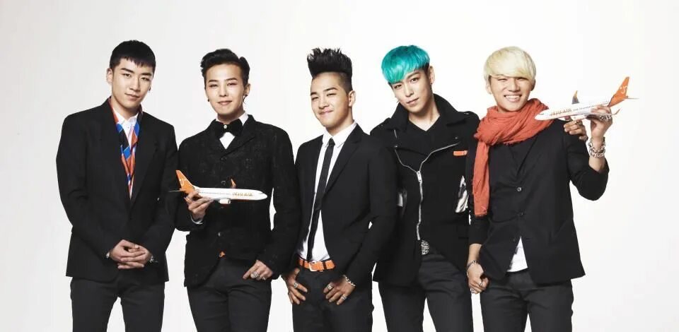 Big bang корейская группа 2020. Корейская группа биг бэнг. Биг бенг корейская группа. Группа big bang участники. Сколько лет участникам биг бэнг.