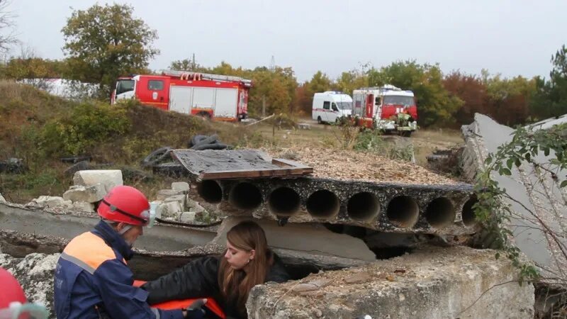 Югторсан Севастополь взрыв. Взрывы в Севастополе сейчас. В Севастополе Взорви завод. Взрыв в Севастополе сегодня. Севастополь новости сейчас взрывы что происходит