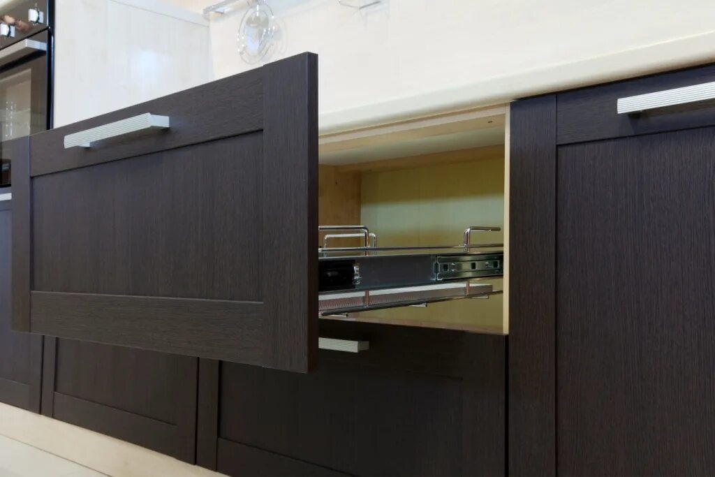 кухни зов техно 1. кухни цвета венге. фасады эльба венге. фасад венге. кухни цвета венге.