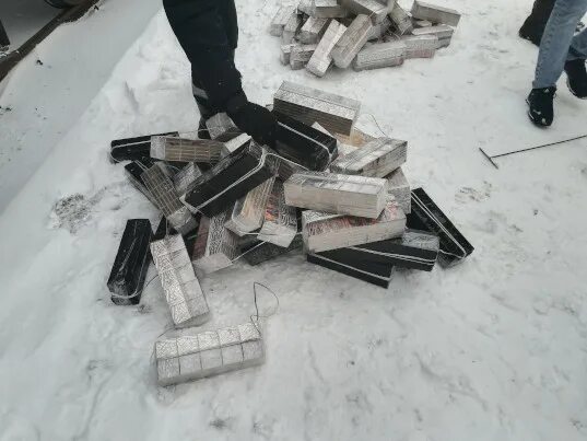 Сигареты вывозить