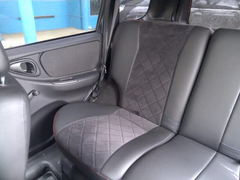 Чехлы для автомобильных сидений, авточехлы, чехлы Lada Niva Travel 2020, чехлы н
