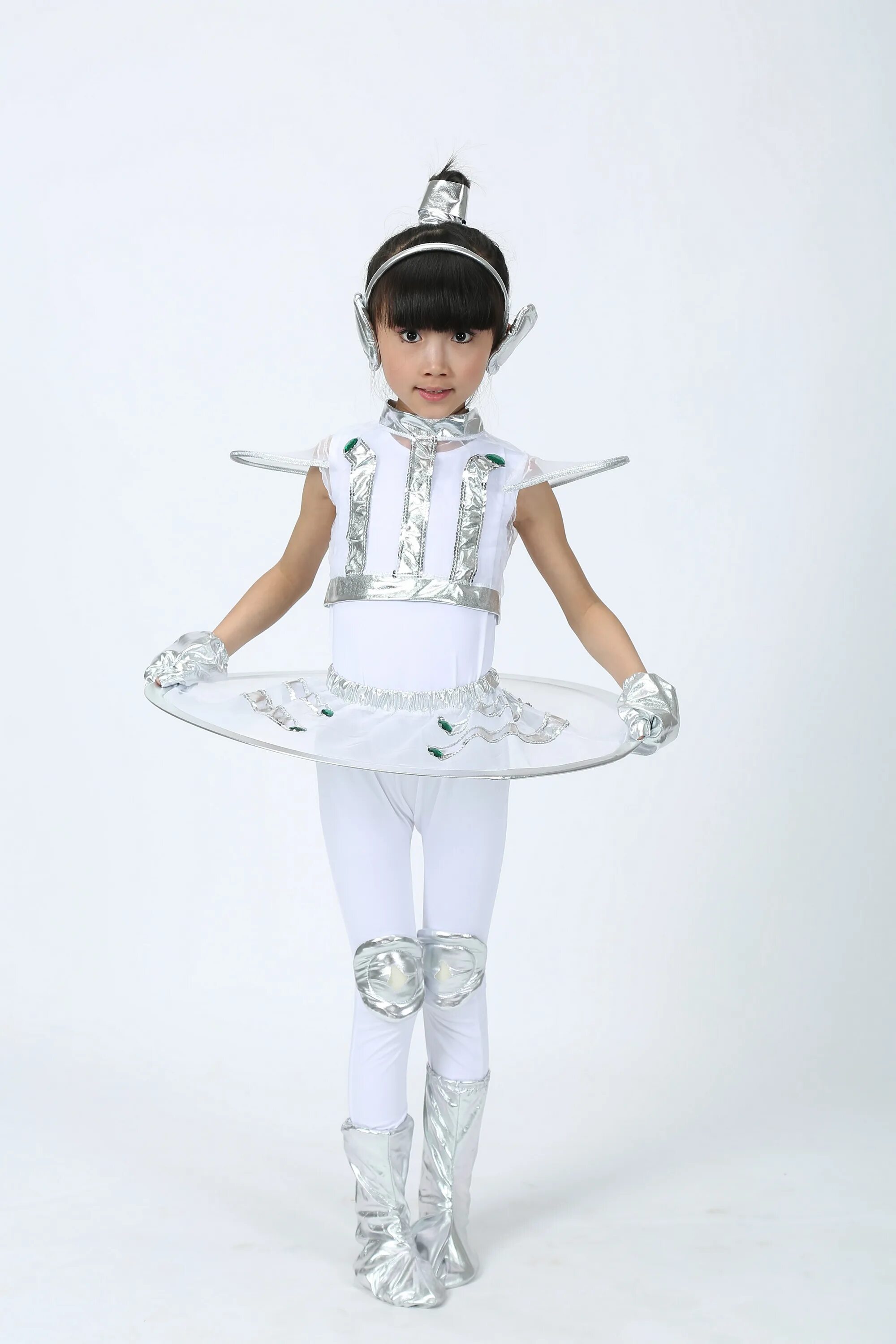 Космический костюм для девочки. Детские космические костюмы. Костюм космос для девочки. Костюм инопланетянки для девочки.
