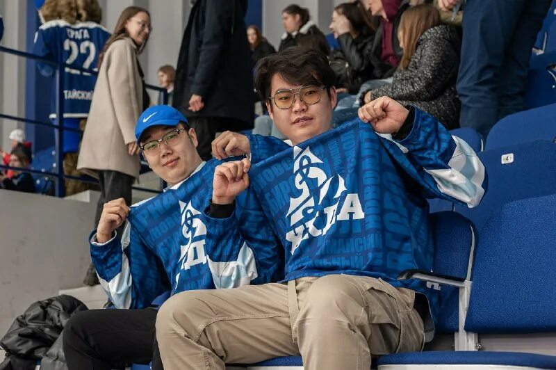 китай старший брат. россия младший брат китая. Seven chinese. Chinese brothers. шведо китай мальчик.