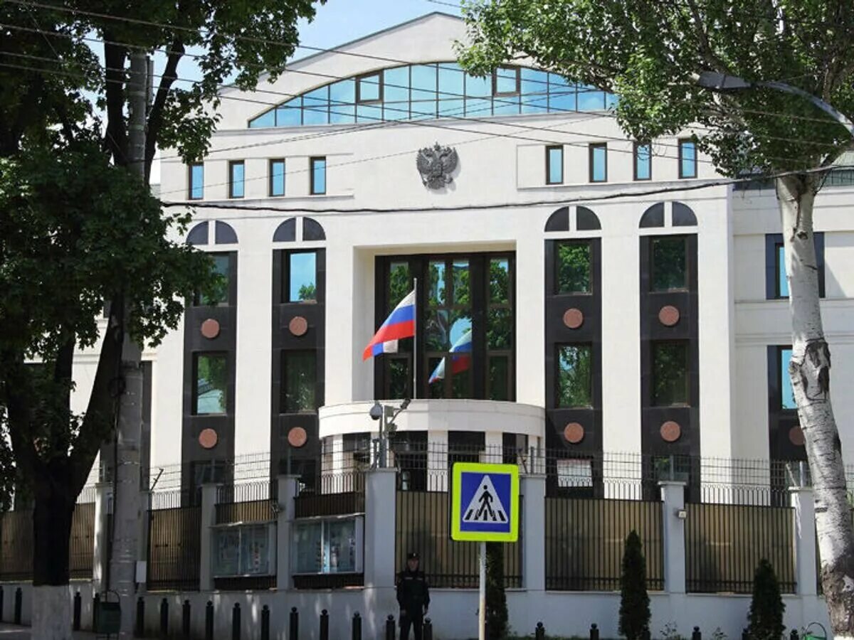 Запись в консульство молдовы. Посольство республики беларусь в молдове. посольство молдовы в москве.