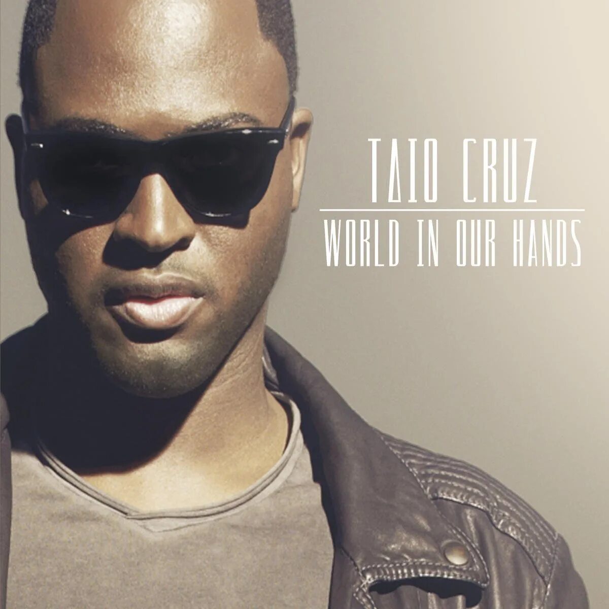 Taio Cruz. Taio Cruz 2022. Taio Cruz 2009. Taio Cruz обложка альбома. Taio cruz she s