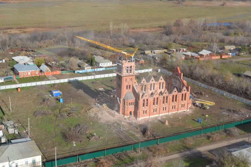 Поселки саратовского района. Зоркино Марксовский район Саратовская. Село Зоркино Марксовского района. Зоркино Саратовская область немецкая кирха. Зоркино Марксовский район кирха.