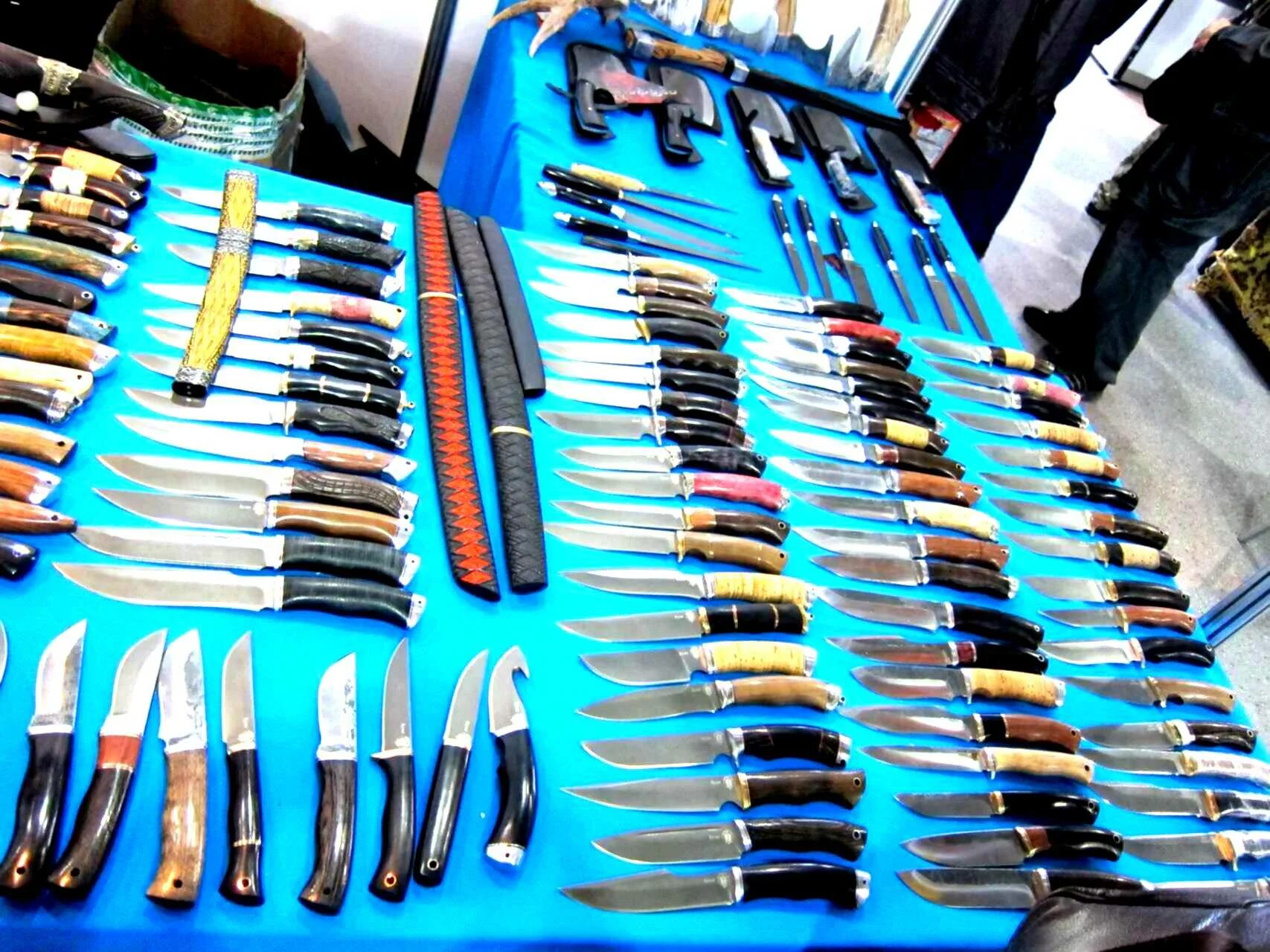 Выставка клинок в Москве 2023. Клинок выставка ножей. Выставка ножей в Москве.