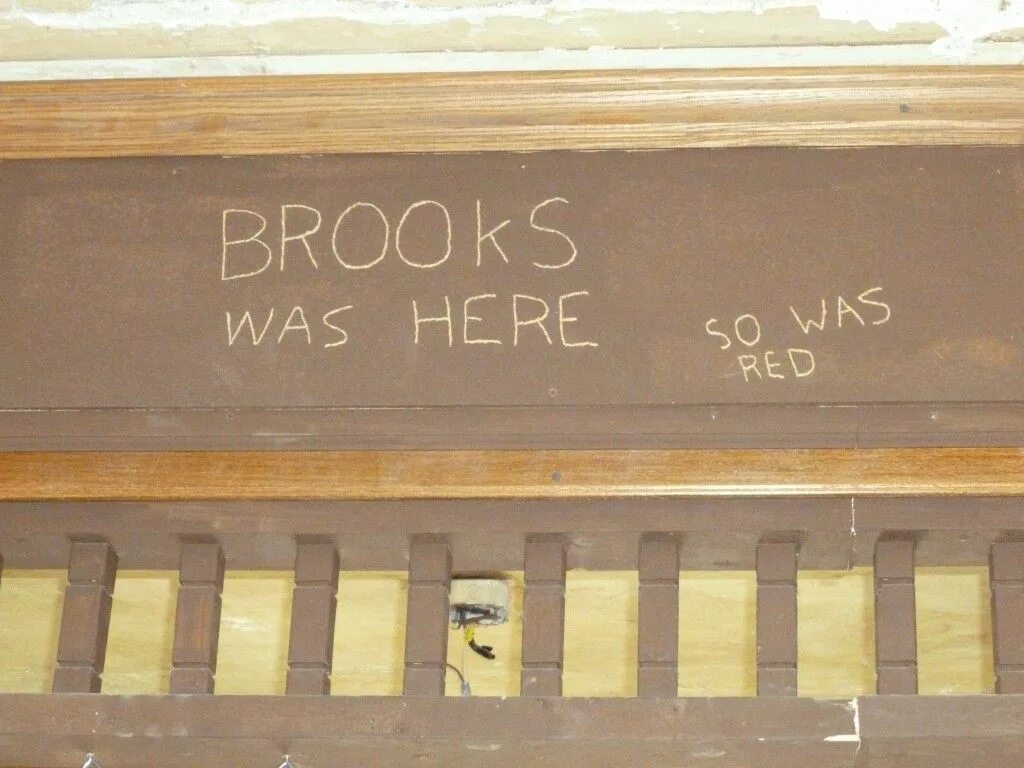 9 здесь были. Побег из шоушенка brooks was here. здесь был брукс. books was here шоушенка. здесь был брукс фото.
