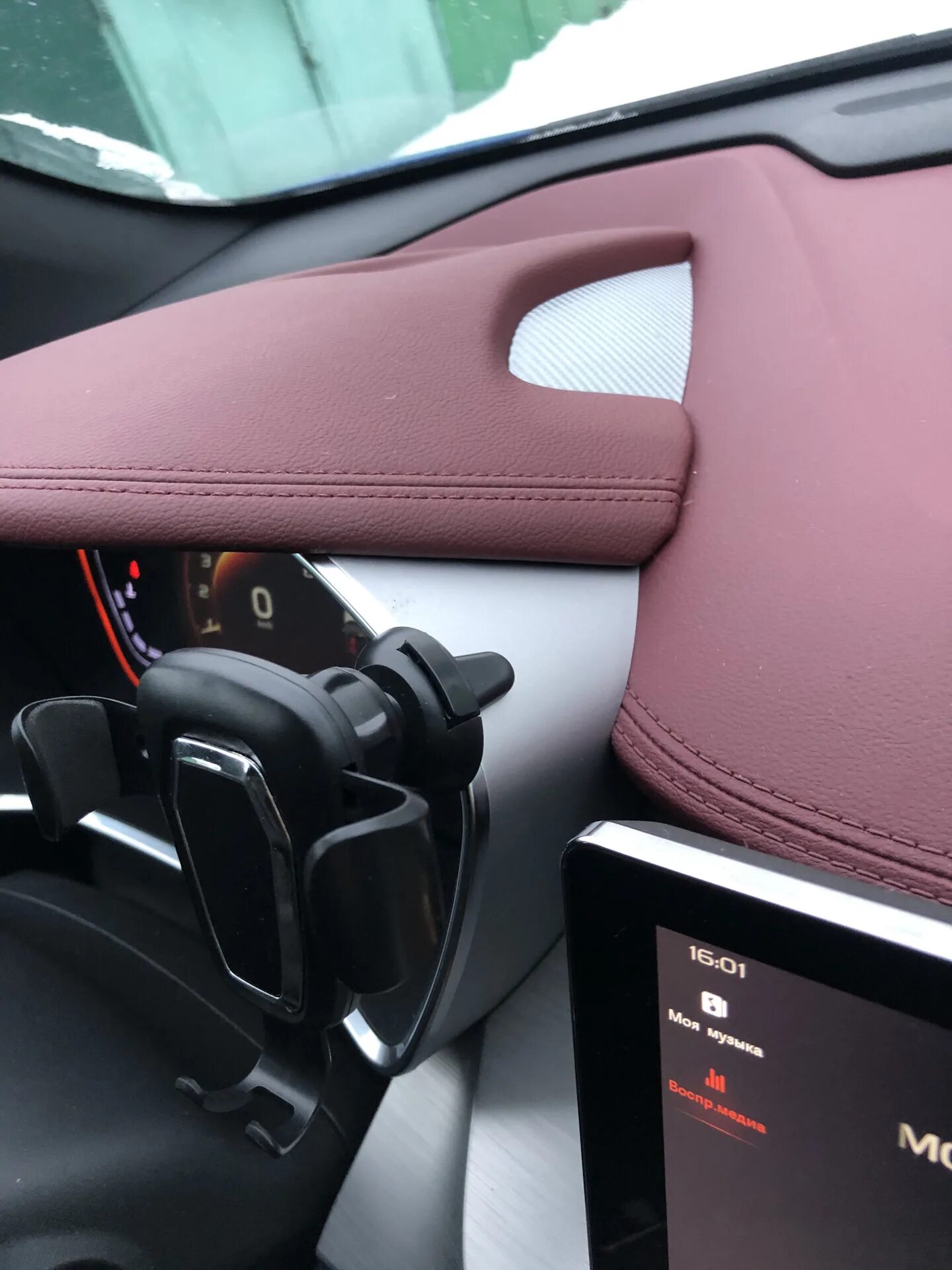 Geely coolray ключ. Брелок джили кулрей. Geely coolray ключ. Аксессуары кулрей. Аксессуары кулрей.