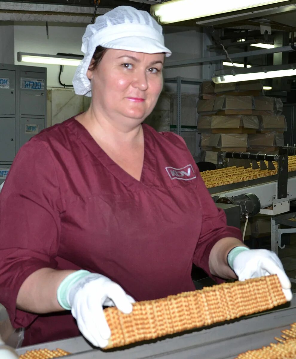 Кондитерская фабрика в рамони кдв. Белая глина краснодарский край кдв. Кдв сайт вакансии. Штенгелов денис николаевич. Кдв лого.