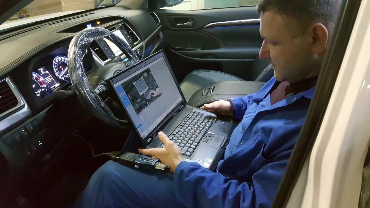 Компьютерная диагностика нижний новгород. Компьютерная диагностика автомобиля. компьютерная автодиагностика. компьютерная диагностика машины. компютерная диагностика.