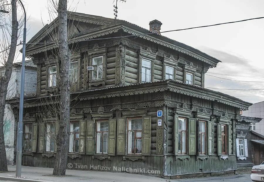 Дом стариковых. Деревянное зодчество иркутска. иркутск кожова деревянная архитектура. старый дом в иркутске. дом старинный дом музей иркутска.