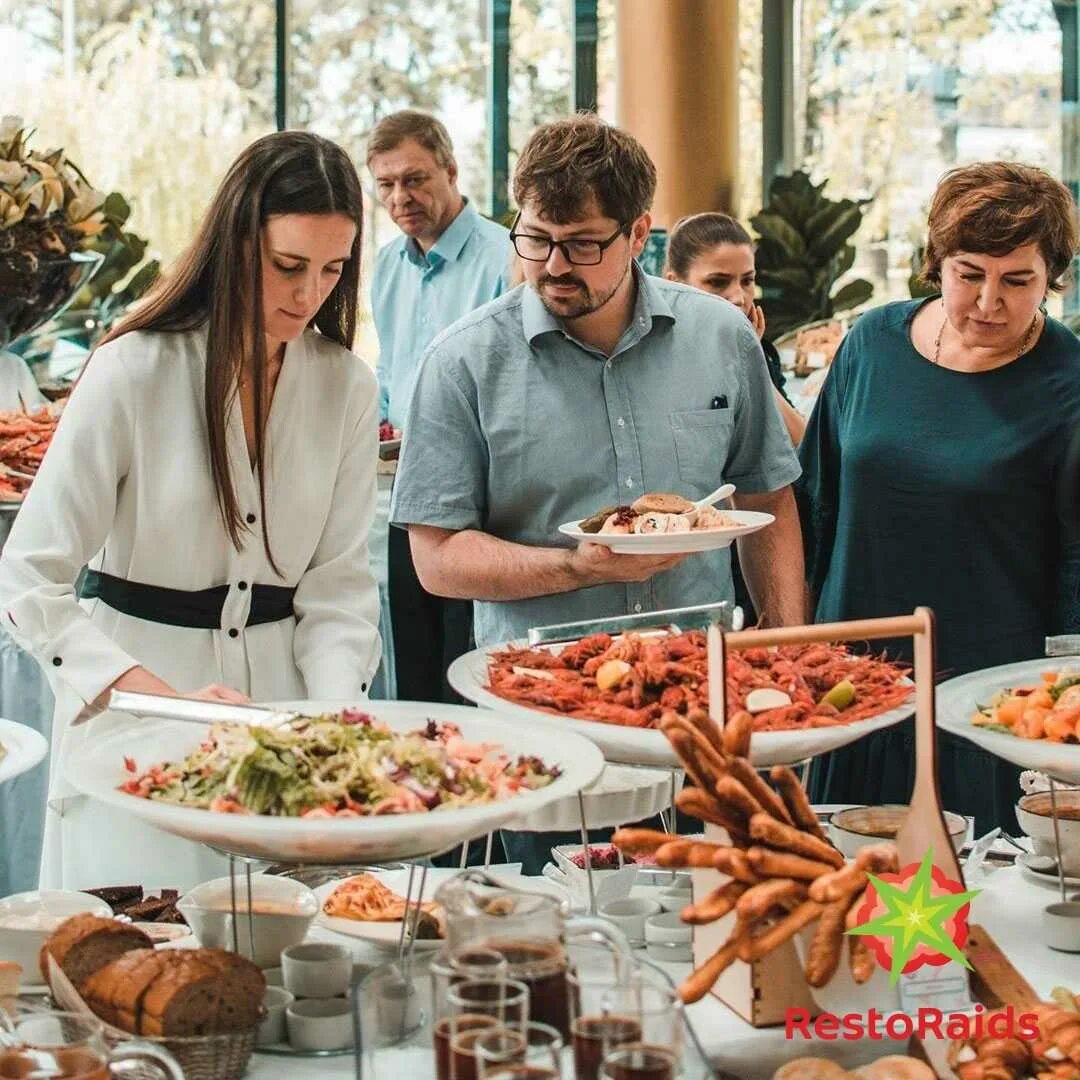 Воскресный бранч восход. Ресторан восход в парке зарядье. Ресторан восход бранч. Тематические бранчи. Бранч в метрополе.