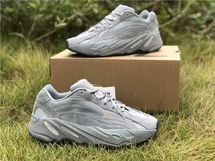 Adidas Yeezy 700 v2. Adidas Yeezy 700 v2 Hospital Blue. Adidas Yeezy Boost 700. Adidas Yeezy Boost 700 v2 Hospital Blue. Адидас больница