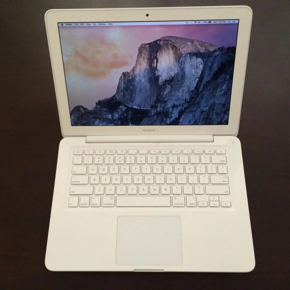 Apple macbook 13.3. Apple macbook a1342. macbook 13 a1342. apple macbook 2009. macbook pro a1342.