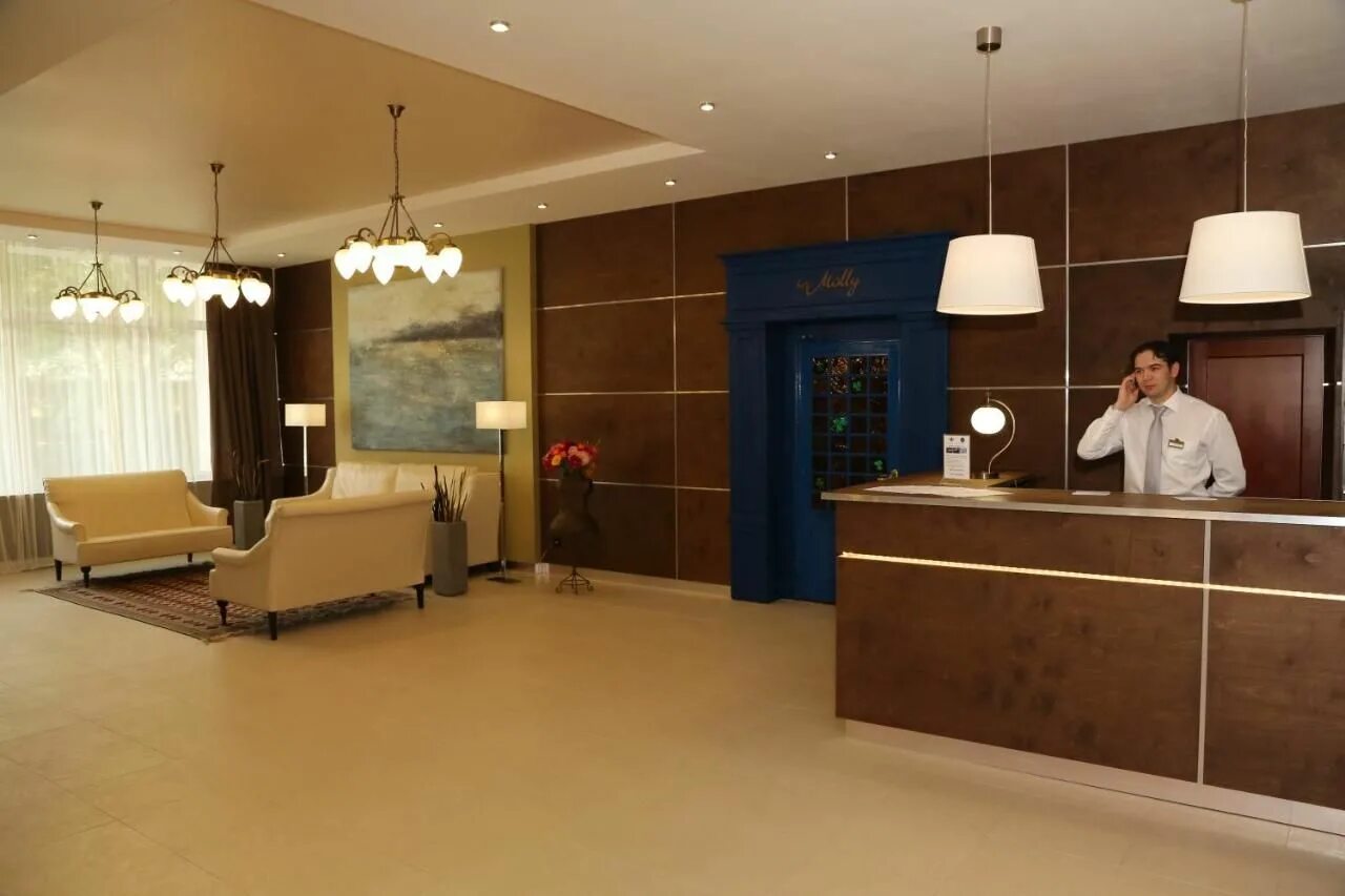 Ул цивильская 11 чебоксары дис. Отель дис чебоксары внутри. Цивильская 11 отель дис. Президент отель дис цивильская ул. Отель дис архитектура чебоксары.