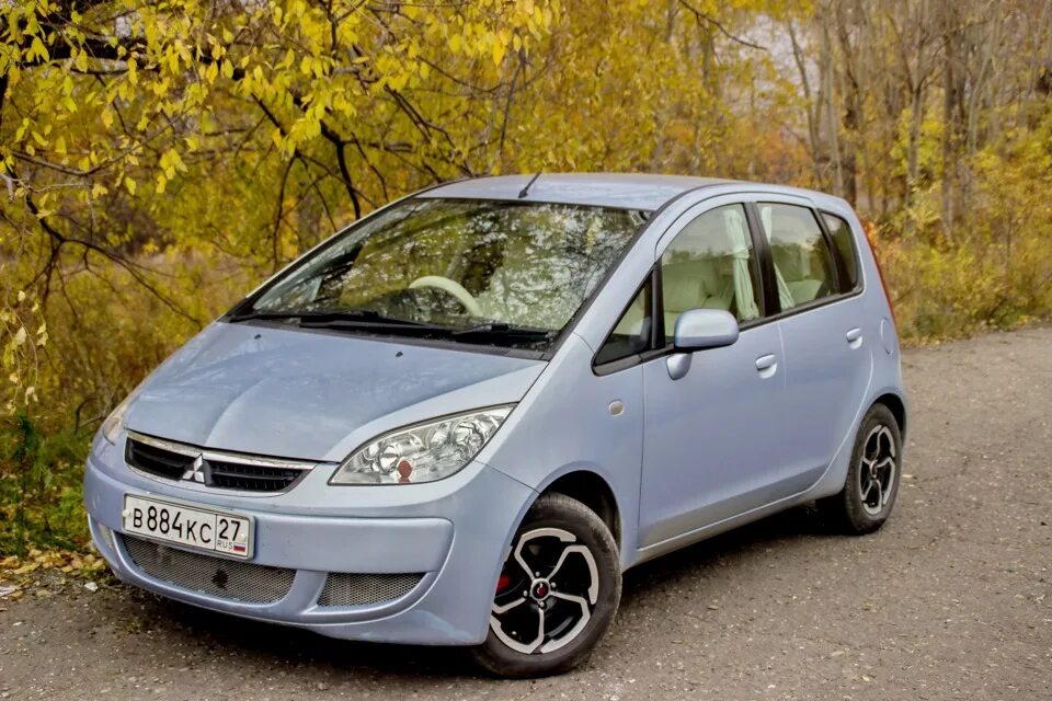 Mitsubishi colt 1. Mitsubishi Colt vi. Mitsubishi Colt 1.3 2006. Мицубиси Кольт 1 6. Митсубиси Кольт 2006 1.3.