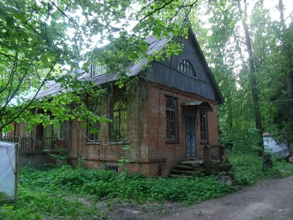 Продаю старую дачу