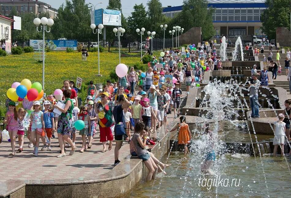 Парк Бондина Нижний Тагил. Аттракционы в Бондина Нижний Тагил. Парк Бондина аттракционы. Аттракционы в парке Бондина в Нижнем Тагиле.