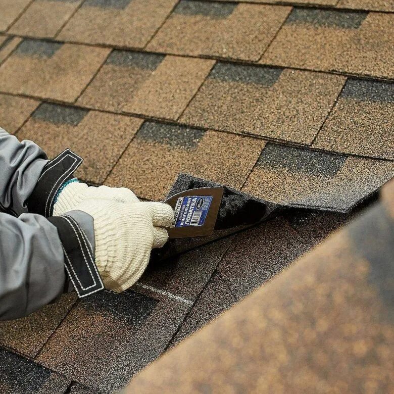 Технология мягкой кровли катепал. Мягкая черепица технониколь шинглас укладка. Укладка мягкой черепицы. Гибкая черепица монтаж. Коньковый аэратор шинглас.