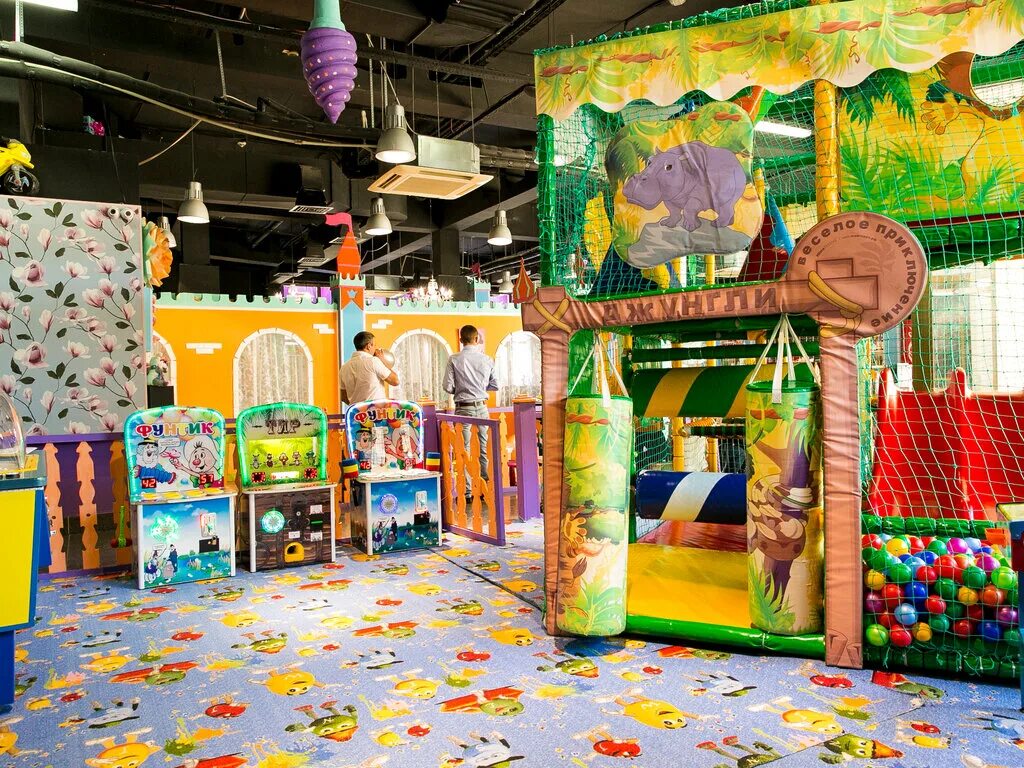 Montessori academy. мария шавырина москва. детский городской клуб. воспитатель в детский клуб. детский клуб сочи.